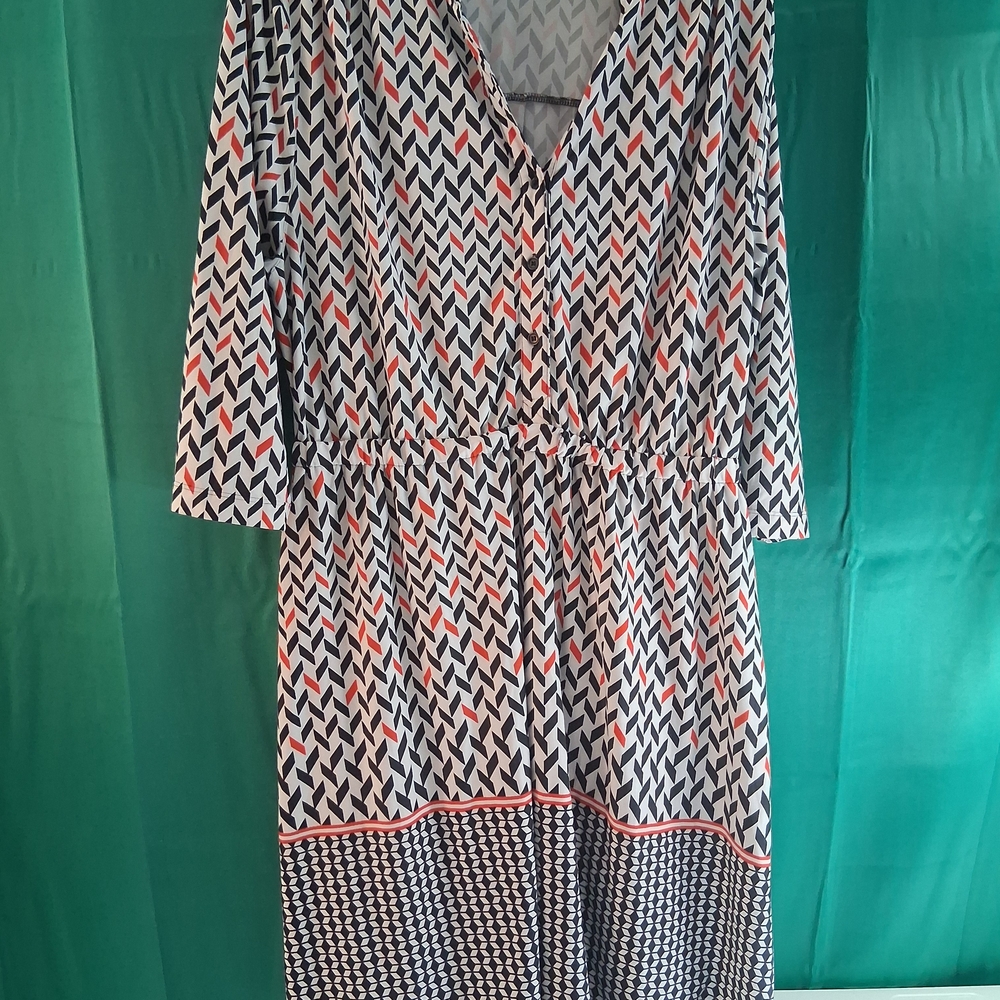 Robert Louis Women's Size 2X Sleeveless V-Neck Dress Stretchy Cinched Waist